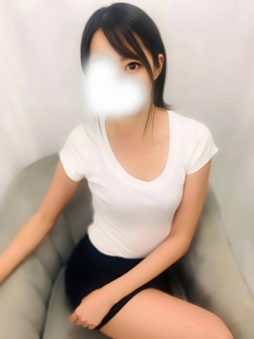  ゆりな
